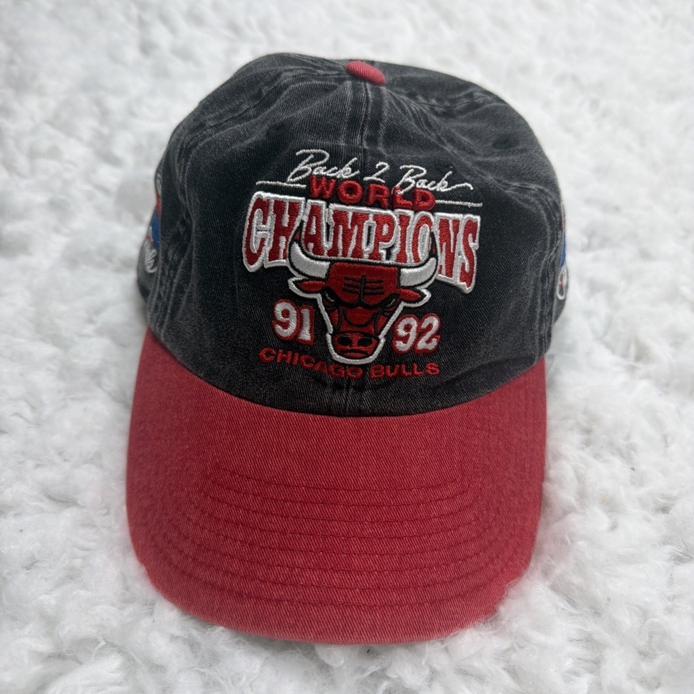 Mitchell & Ness HWC CHICAGO BULLS 1991-92 World Champions Buckle Strap Cap Denim